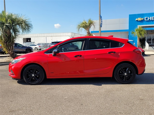 2017 Chevrolet Cruze LT photo 3
