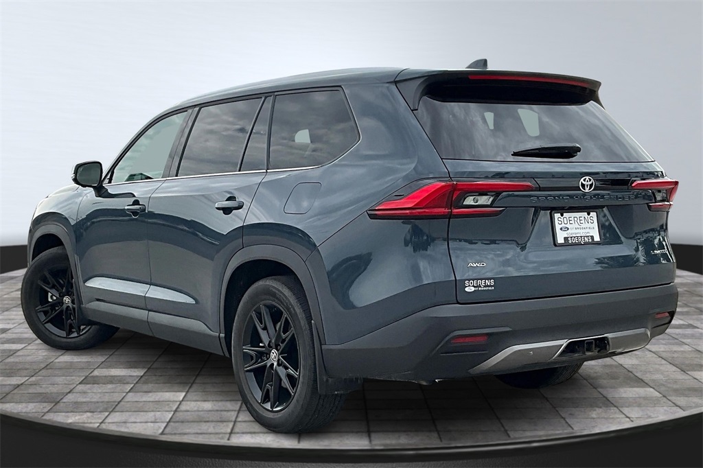 2024 Toyota Grand Highlander Limited photo 4