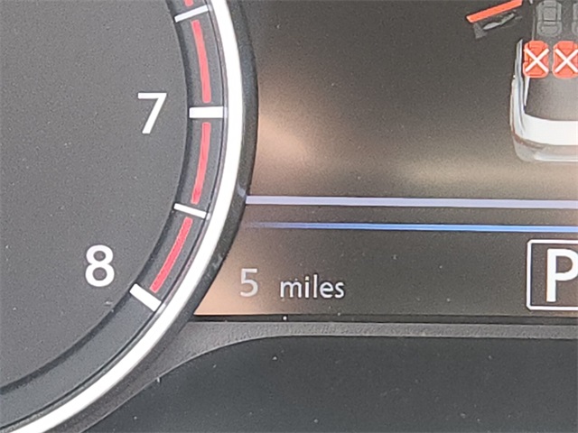 2025 Nissan Sentra SV photo 18