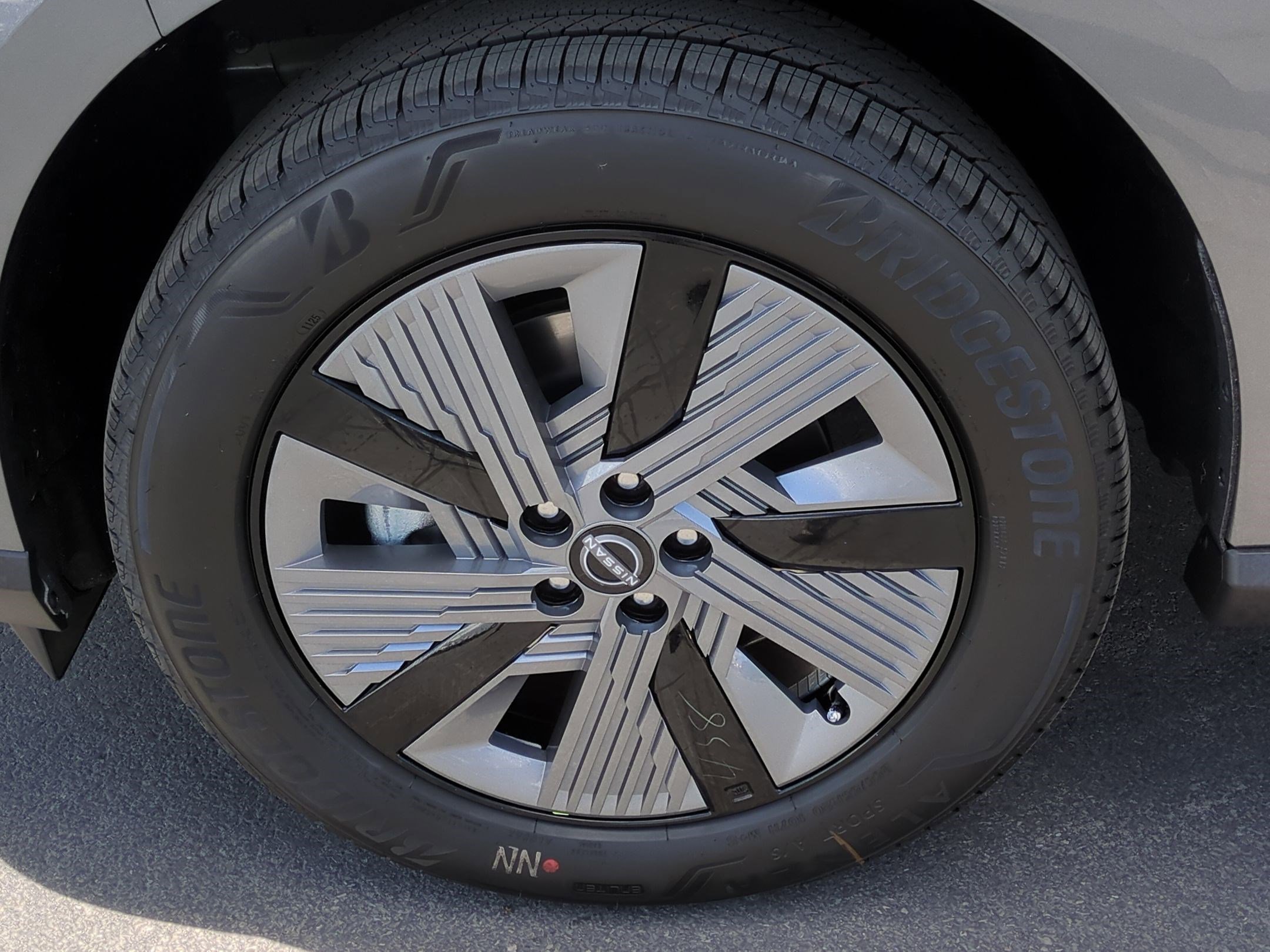 2025 Nissan Murano SL photo 16