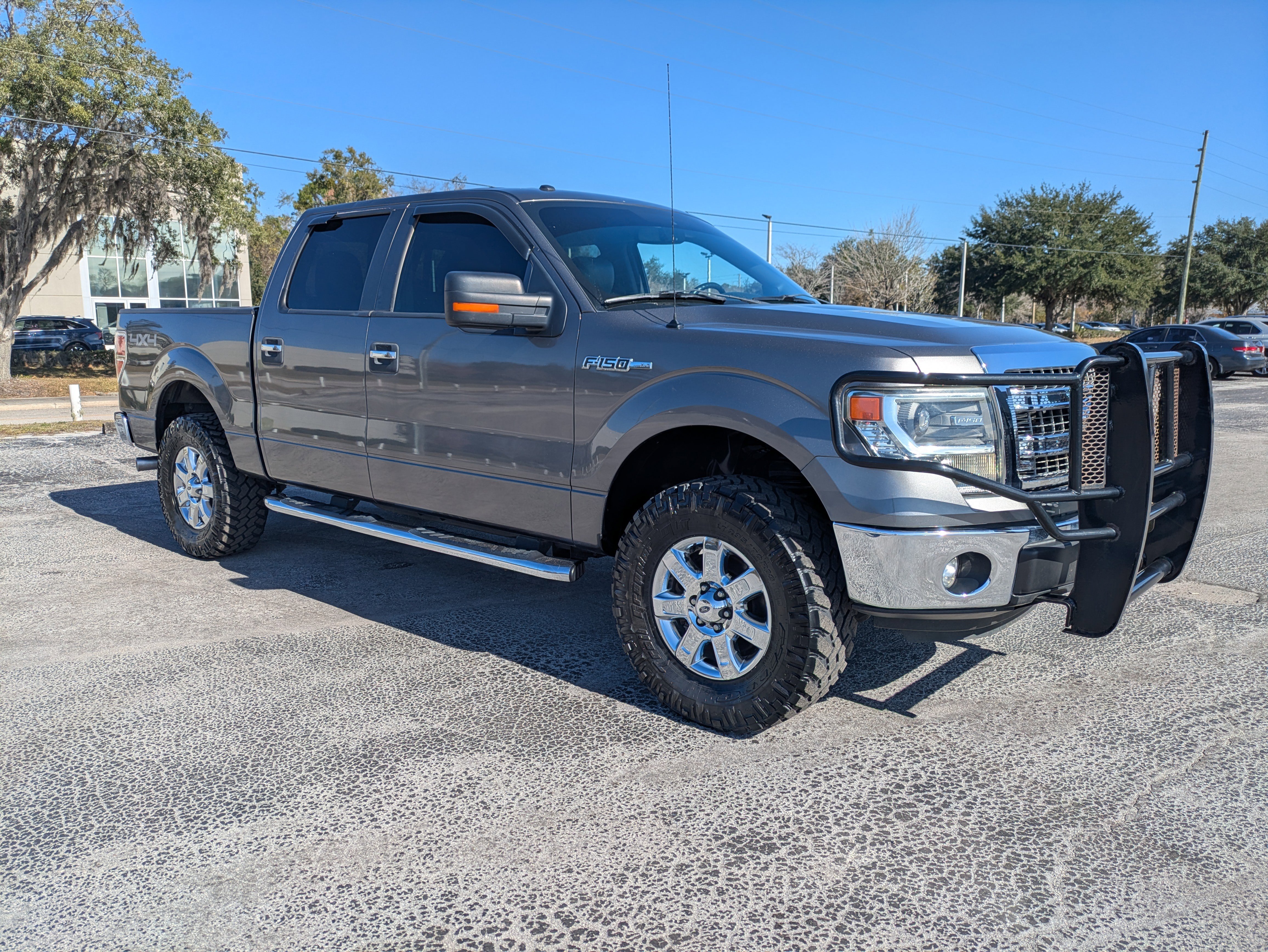 2014 Ford F-150 XL's photo