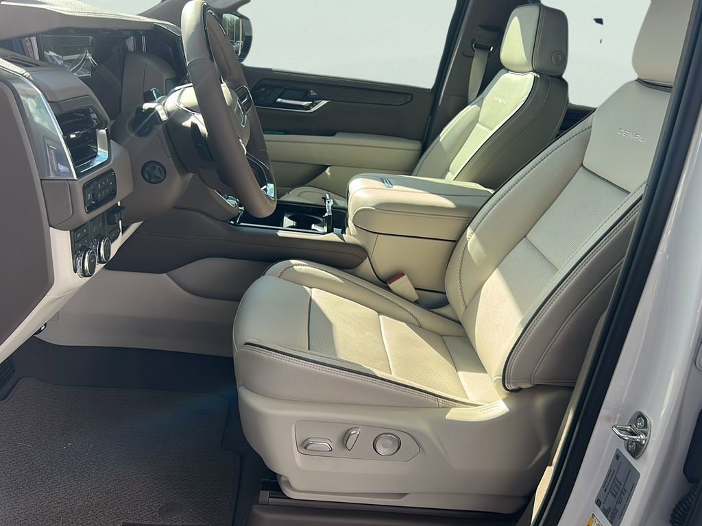 2025 Gmc Yukon XL Denali photo 11