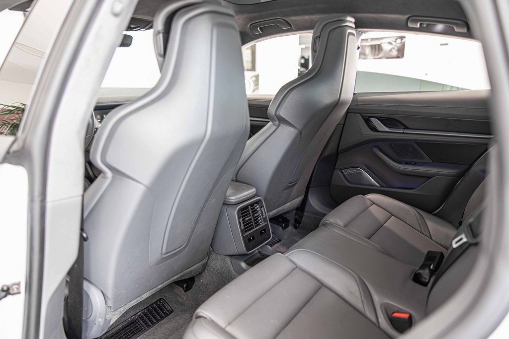 2020 PORSCHE TAYCAN - Image 34