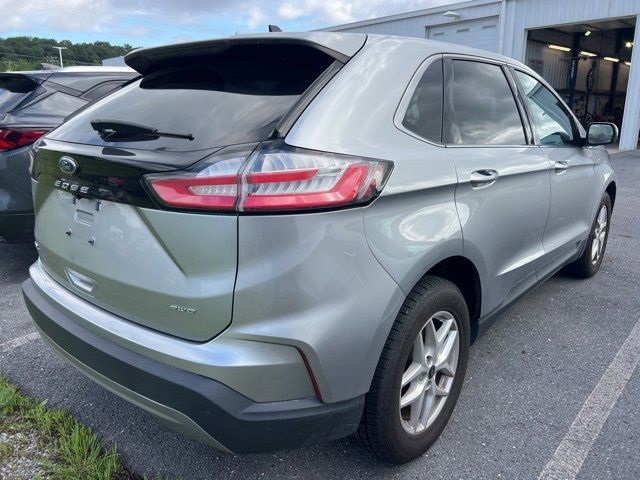 2023 Ford Edge SEL photo 4