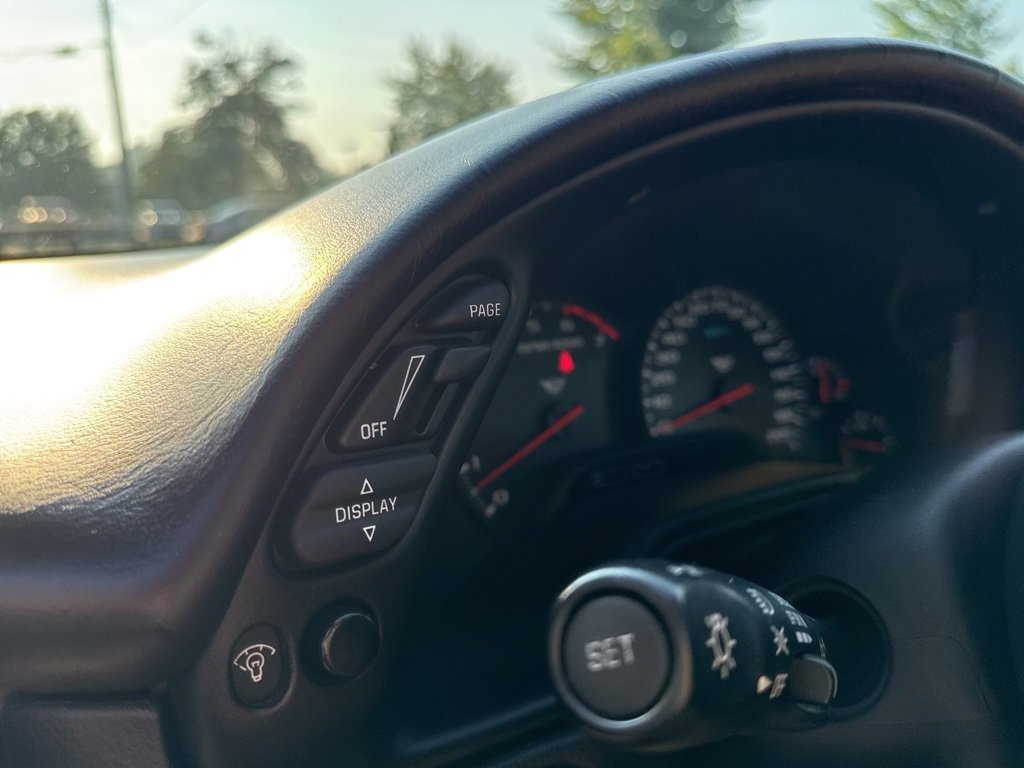 2004 Chevrolet Corvette Base photo 7