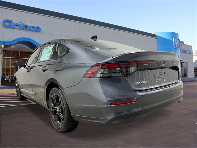 2025 Honda Accord SE photo 3