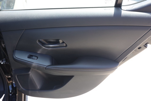 2025 Nissan Sentra S photo 17