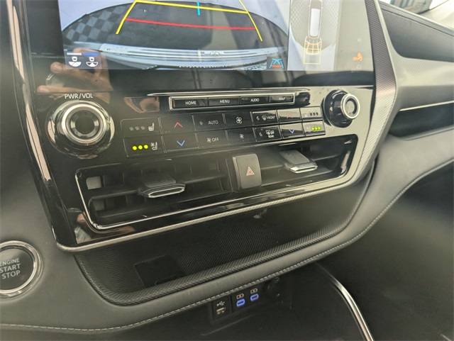 2022 Toyota Highlander Platinum photo 30