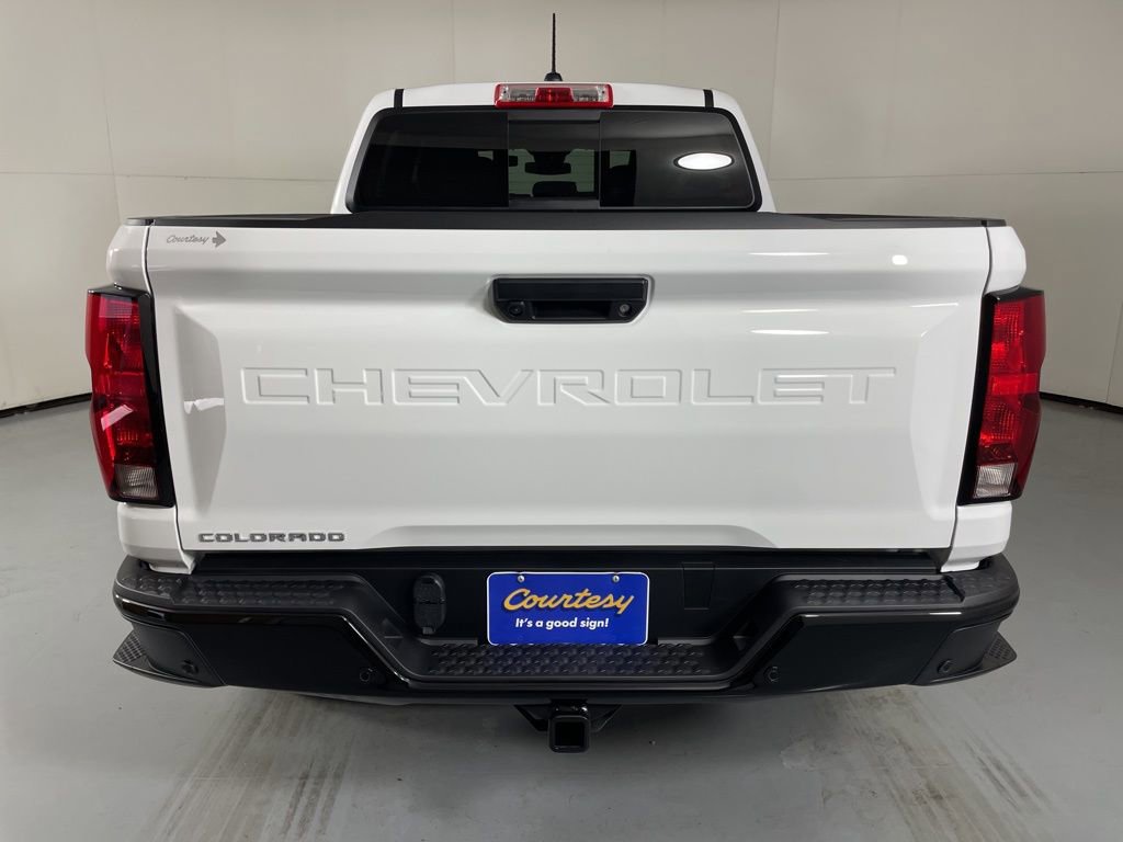 2026 Chevrolet Colorado Trail Boss photo 4
