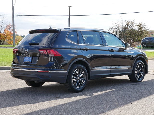 2024 Volkswagen Tiguan Wolfsburg Edition photo 3