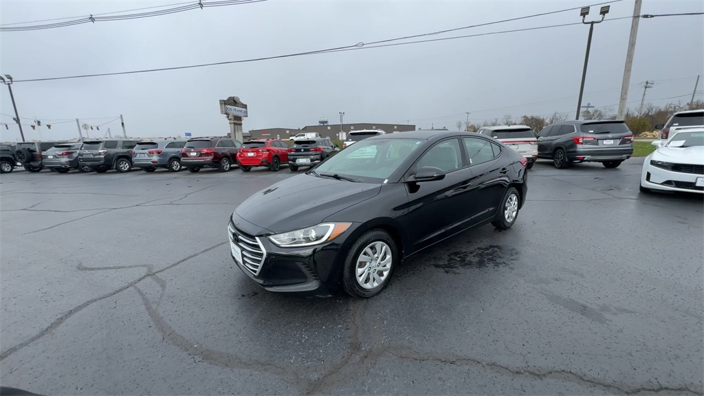 2017 Hyundai Elantra SE photo 4