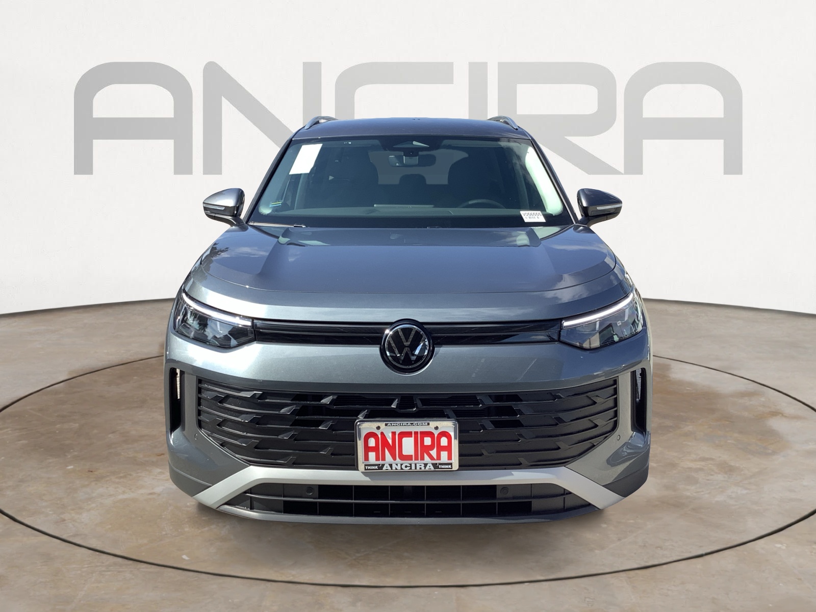 2025 Volkswagen Tiguan SE photo 2