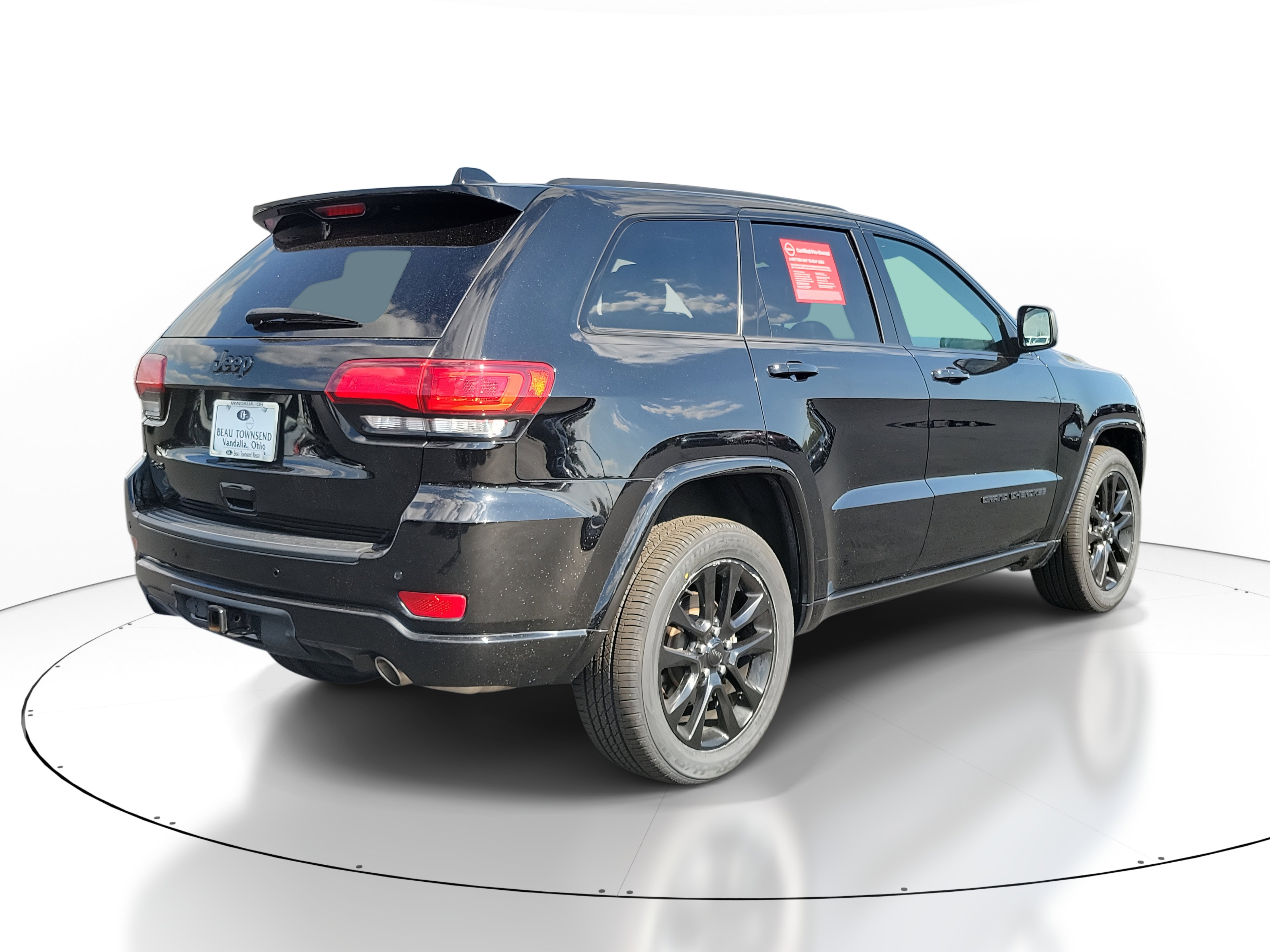2020 Jeep Grand Cherokee Altitude photo 4