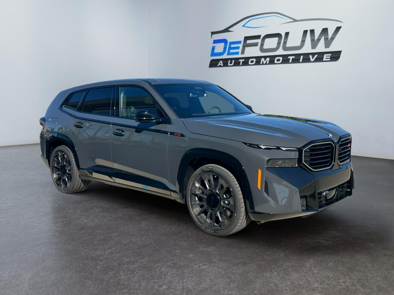 2026 BMW XM Base's photo