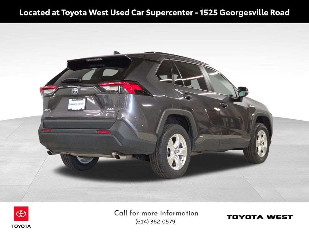 2021 Toyota RAV4 Hybrid XLE photo 4