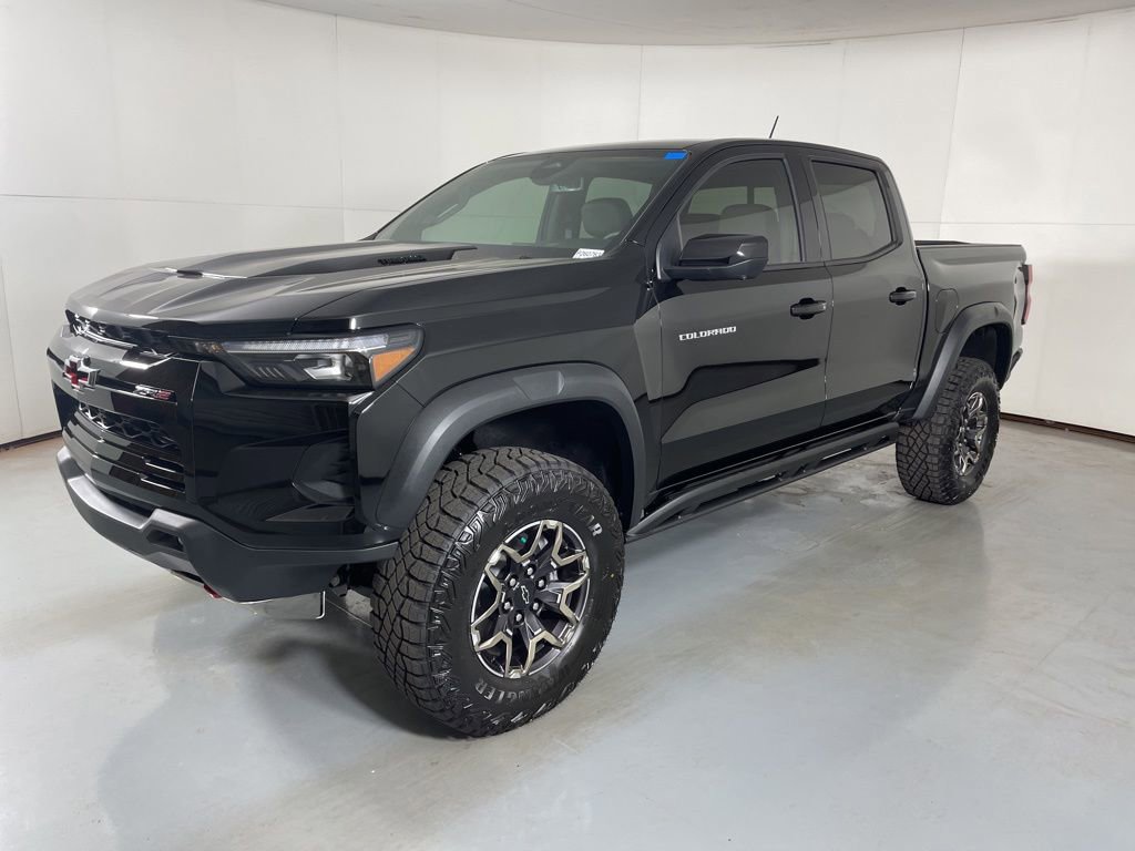 2026 Chevrolet Colorado ZR2 photo 2