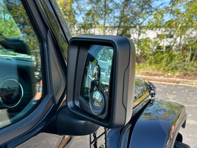 2020 Jeep Wrangler Unlimited Sahara photo 10