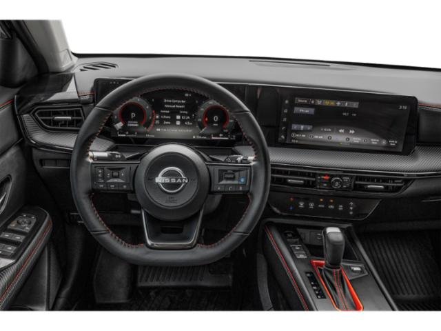 2026 Nissan Kicks SR photo 9
