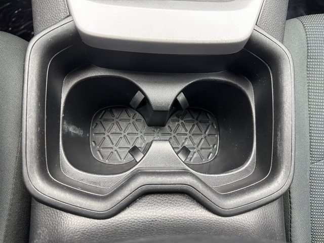 2021 Toyota RAV4 LE photo 19