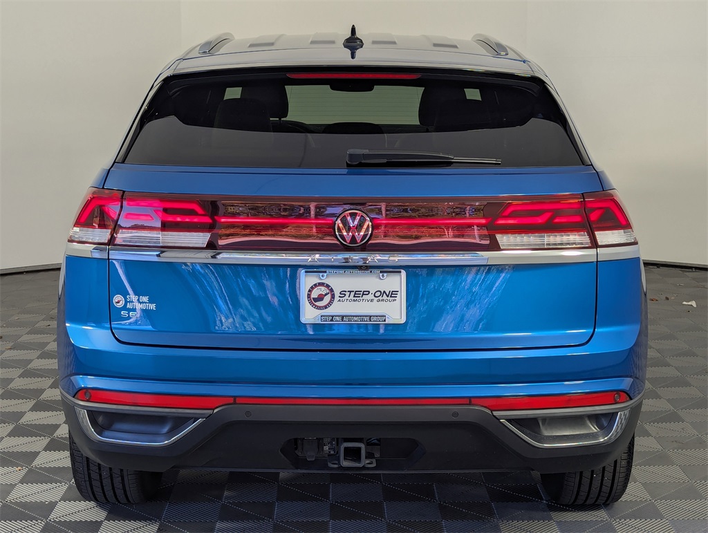 2024 Volkswagen Atlas Cross Sport SE Technology photo 4