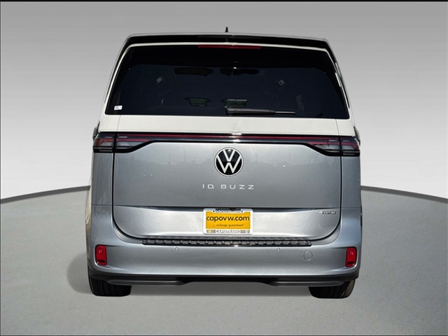2025 Volkswagen ID. Buzz Pro Plus photo 4