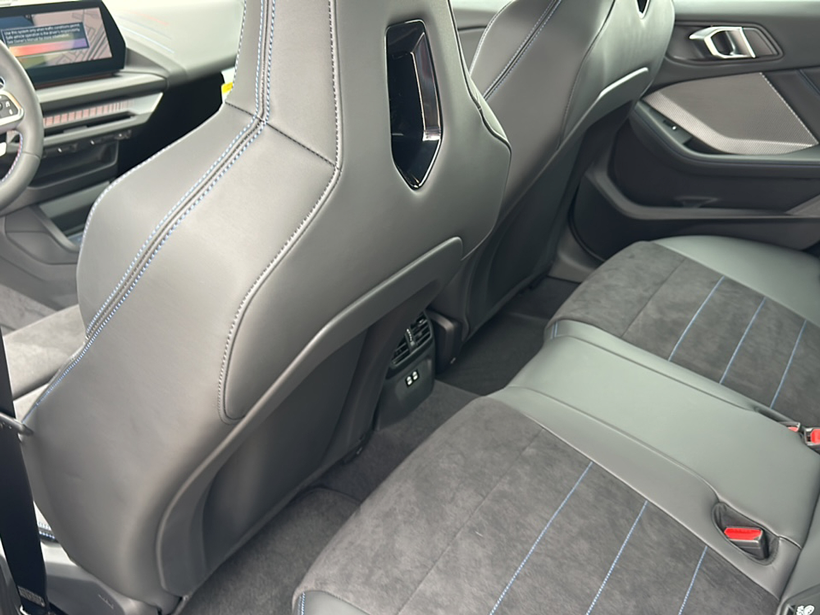 2025 Bmw M235i photo 7