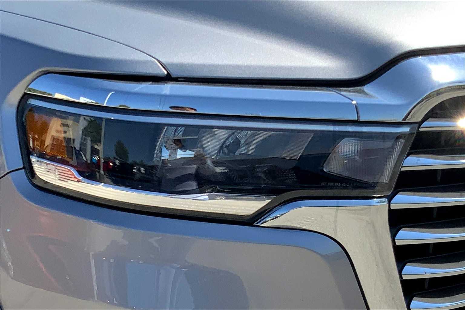 2025 Ram 1500 Laramie photo 21