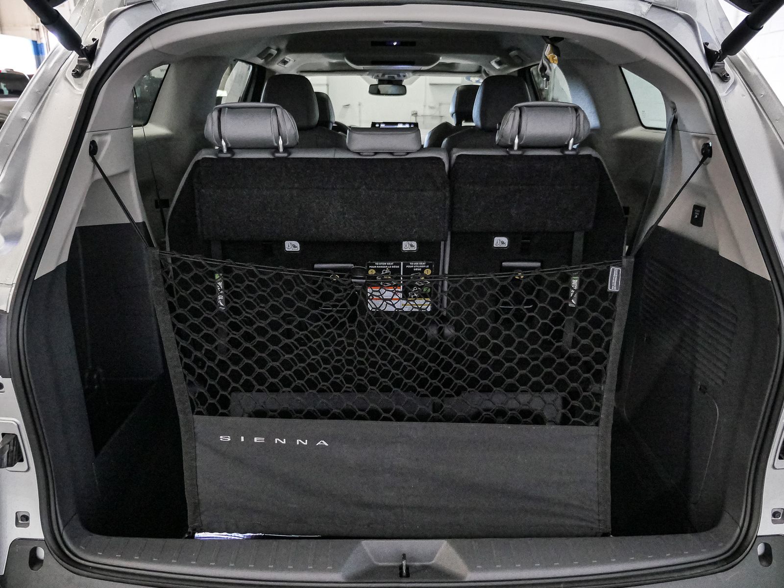 2024 Toyota Sienna XLE photo 15