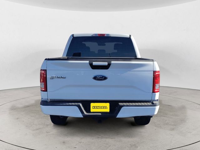 2016 Ford F-150 XLT photo 4