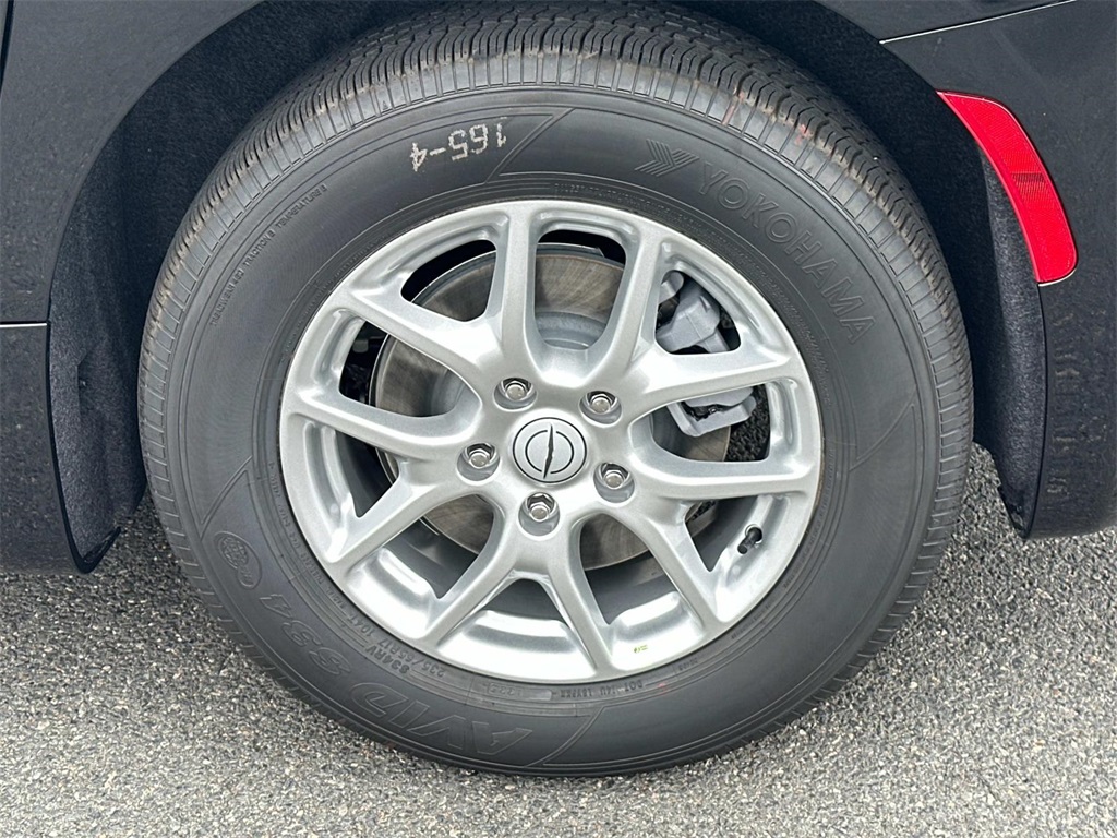 2025 Chrysler Pacifica photo 11