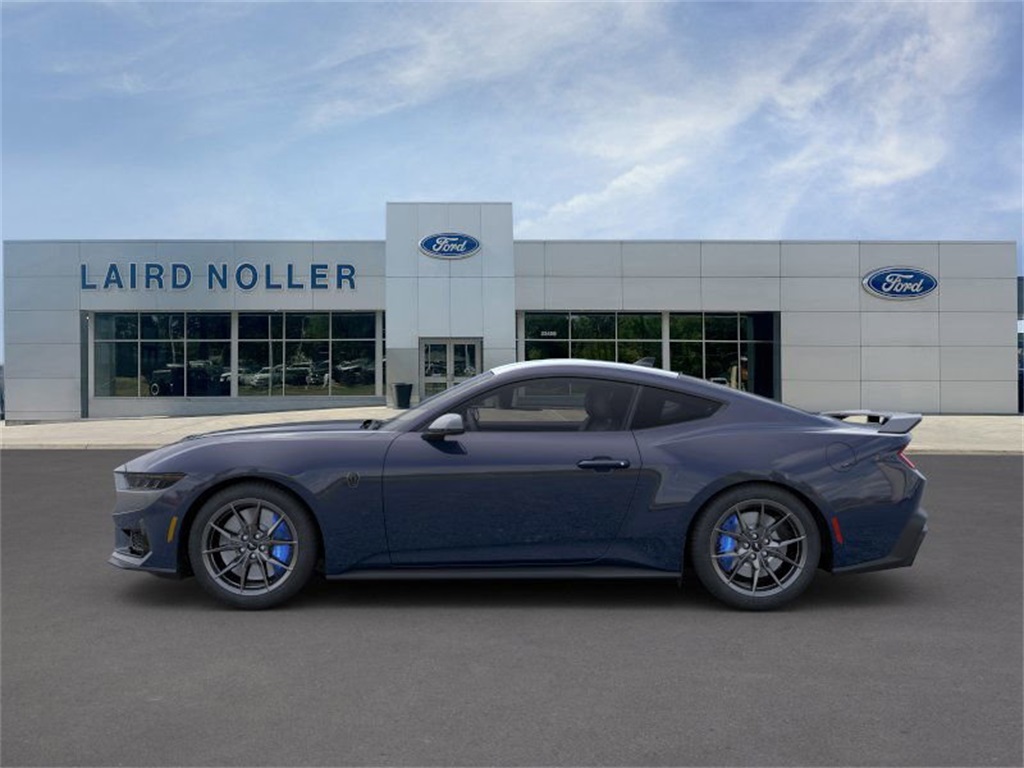 2025 Ford Mustang Dark Horse Premium photo 3