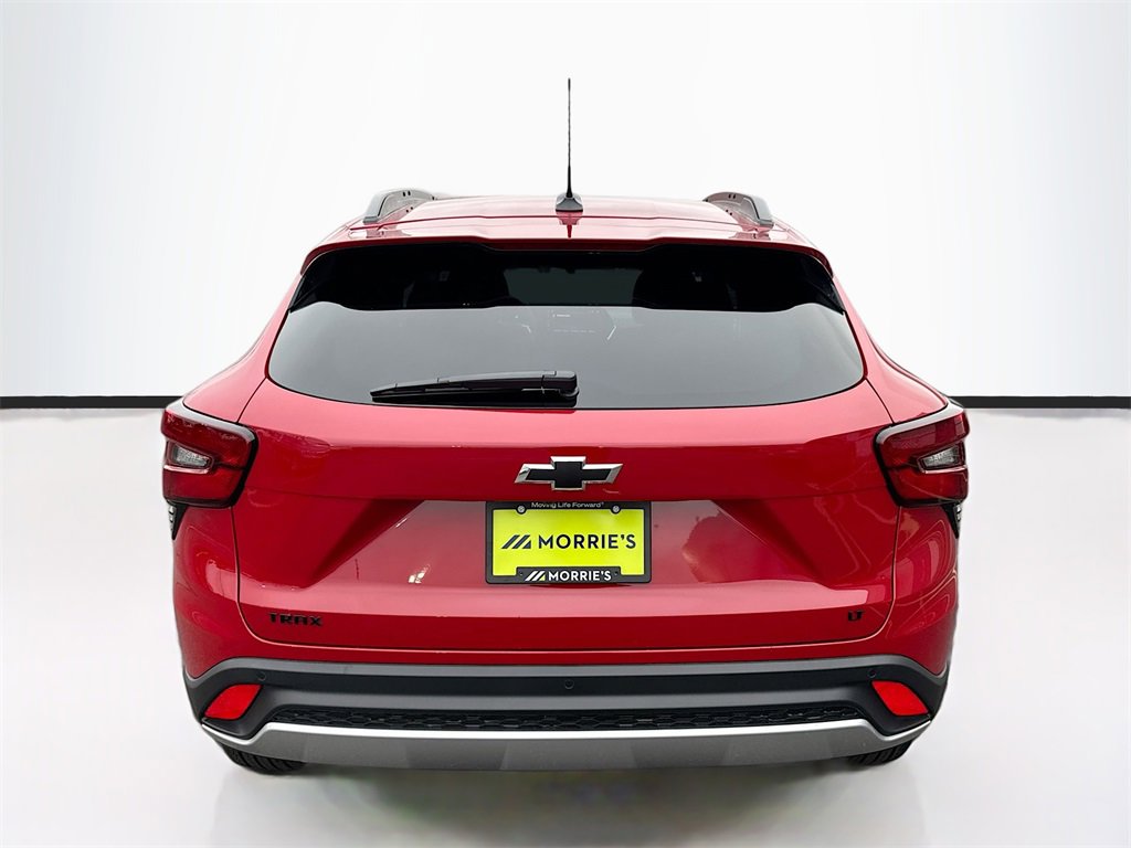 2026 Chevrolet Trax LT photo 4