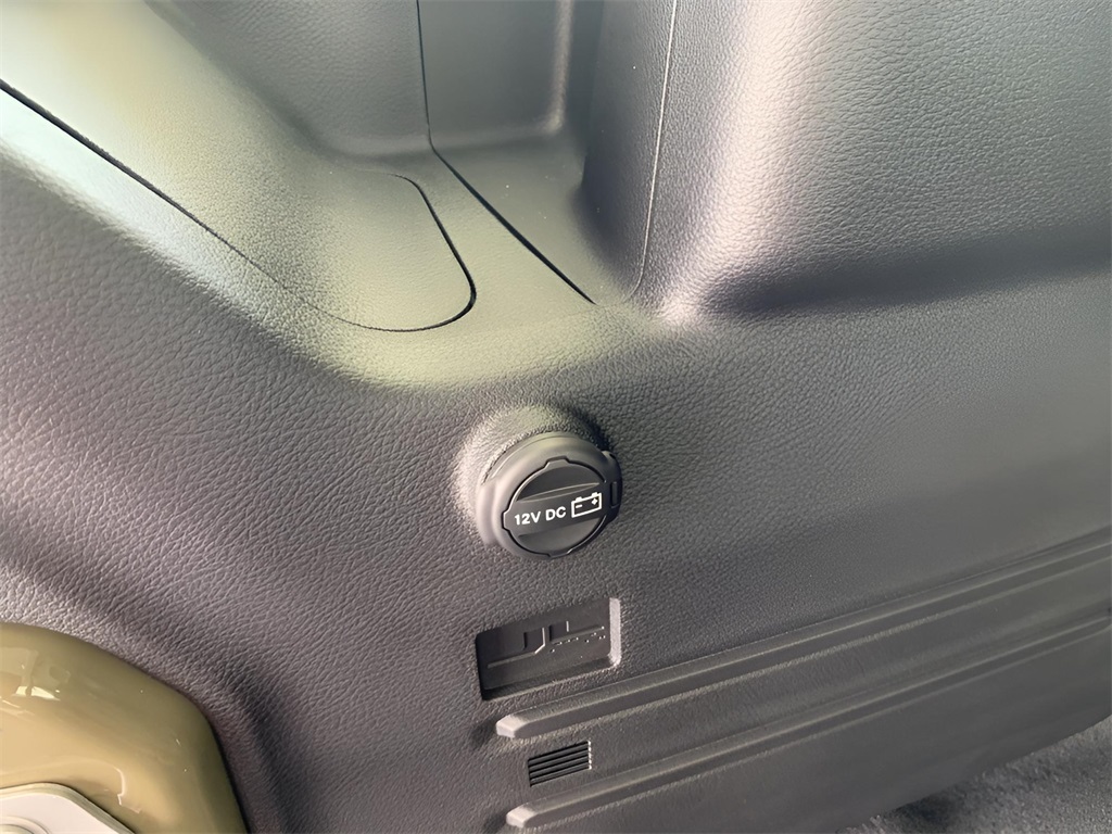 2025 Jeep Wrangler Sport photo 21