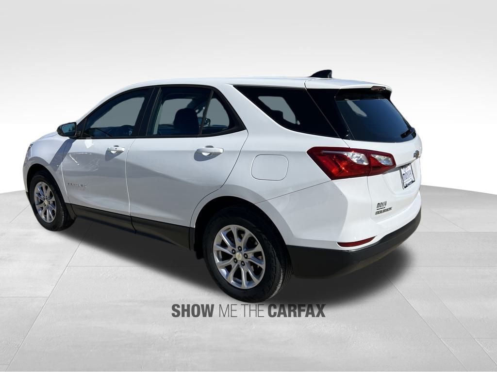 2020 Chevrolet Equinox LS photo 3