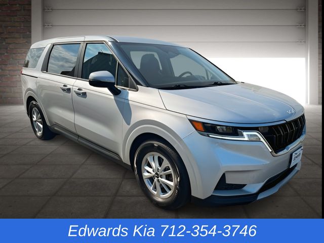 2023 Kia Carnival LX