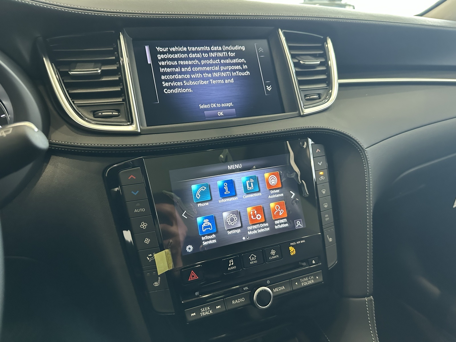 2025 Infiniti QX50 Luxe AWD photo 21