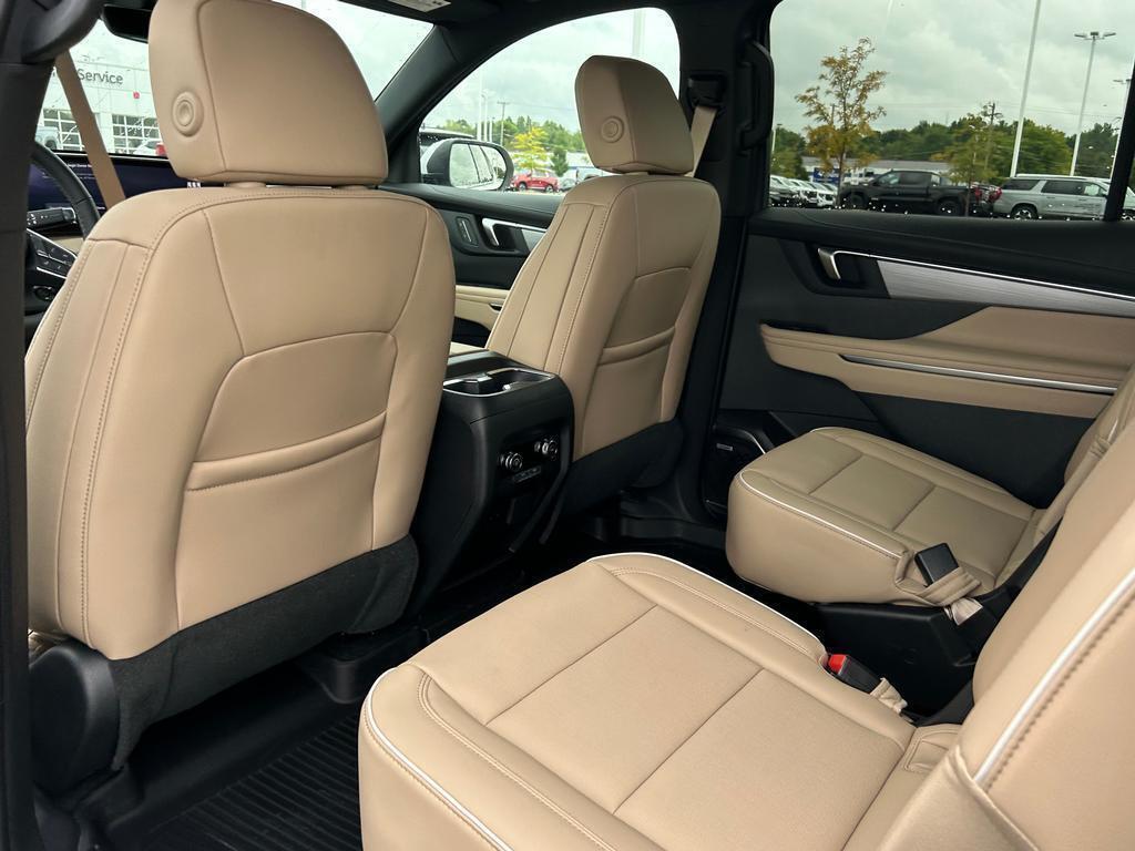 2026 Buick Enclave Preferred photo 8