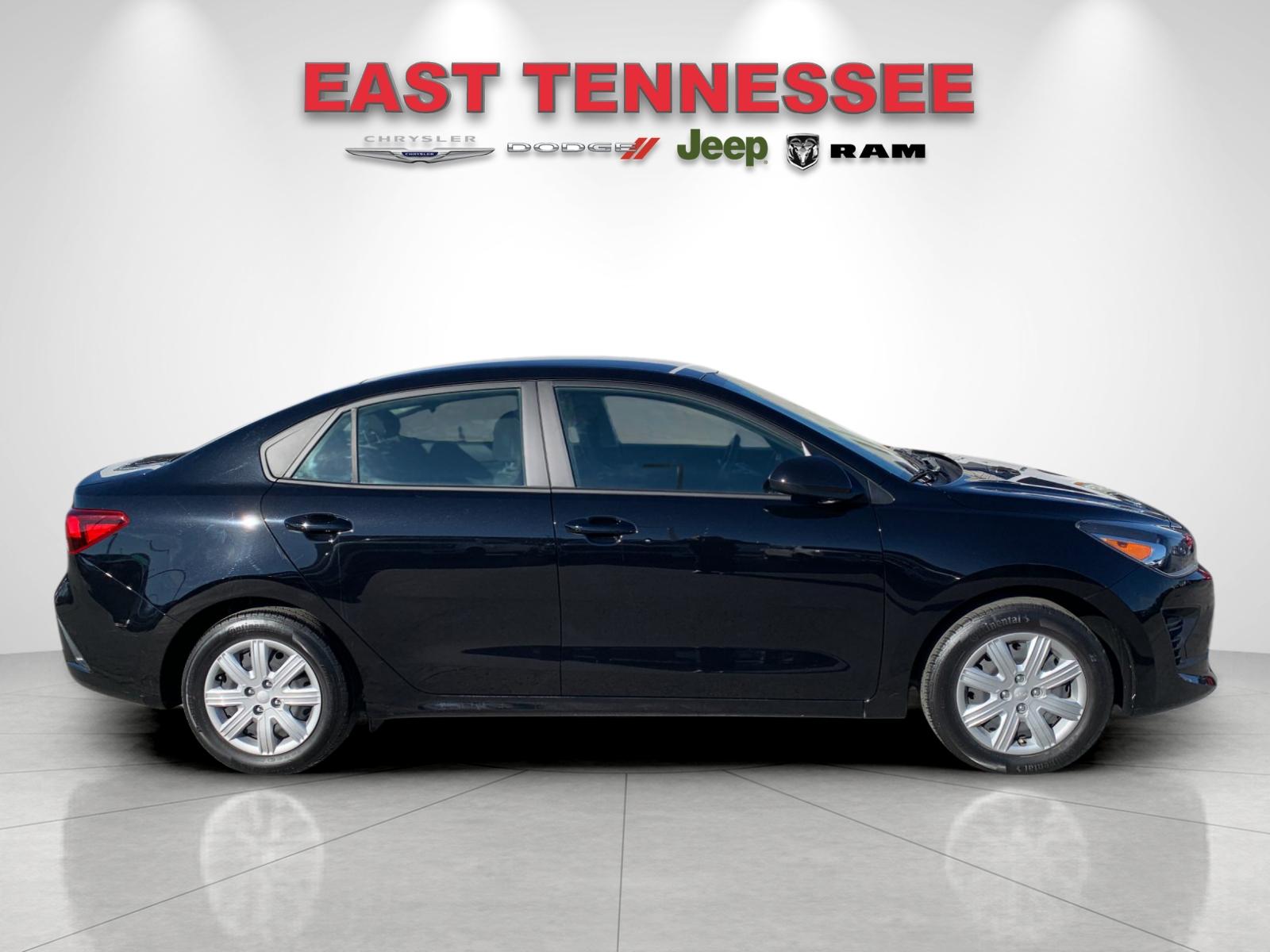 2022 Kia Rio S photo 2