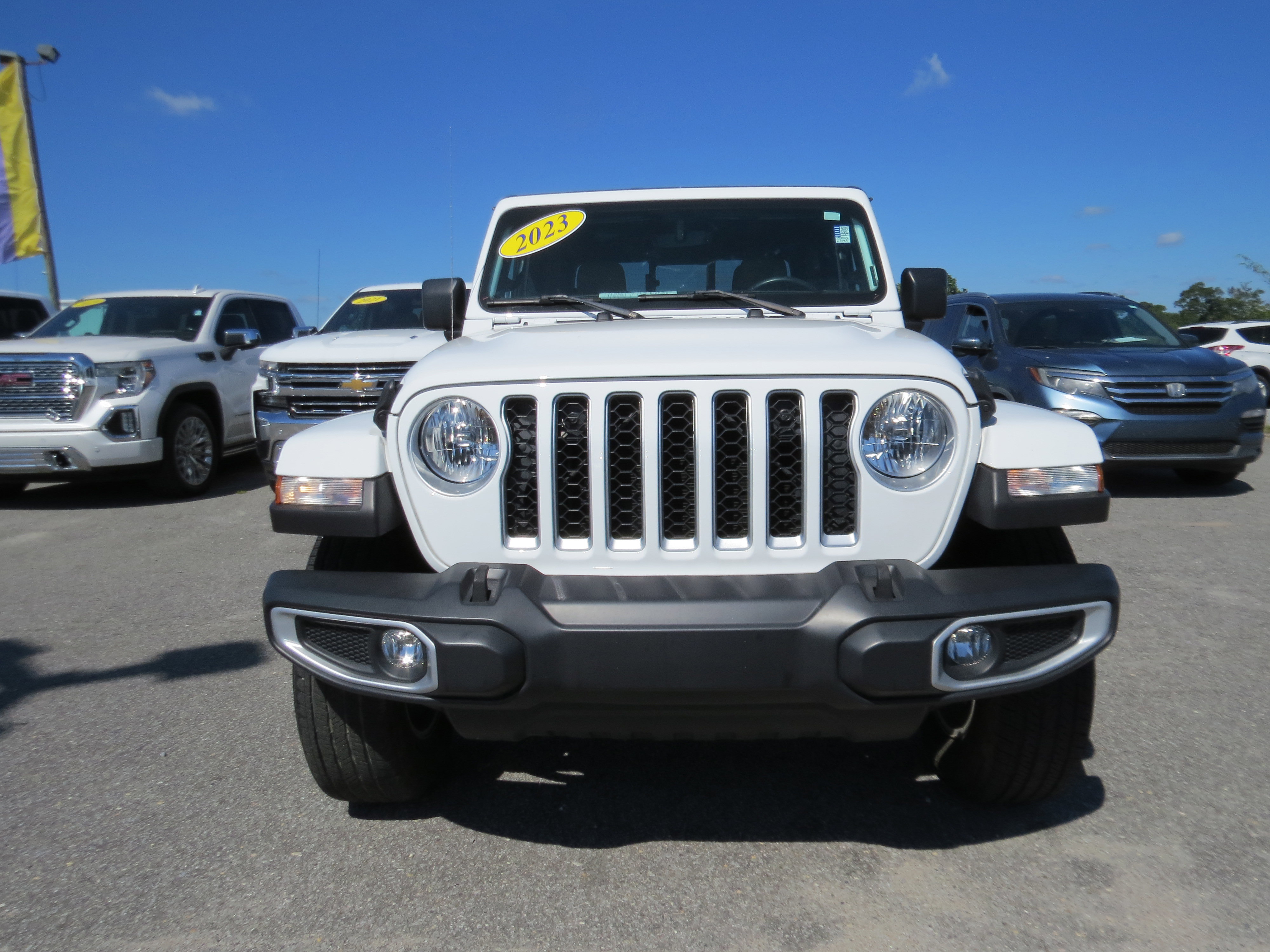 2023 Jeep Gladiator Overland photo 11