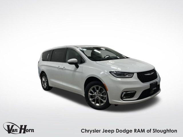 Used 2023 Bright White Clearcoat Chrysler Touring L image 1