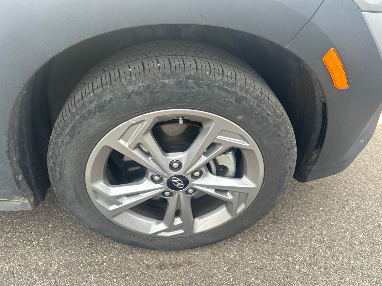 2023 Hyundai Kona SEL photo 3