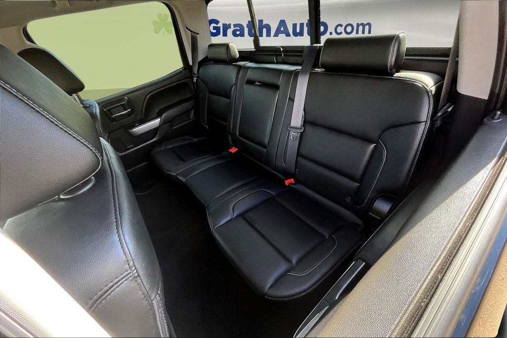 2018 Chevrolet Silverado 1500 LTZ photo 18