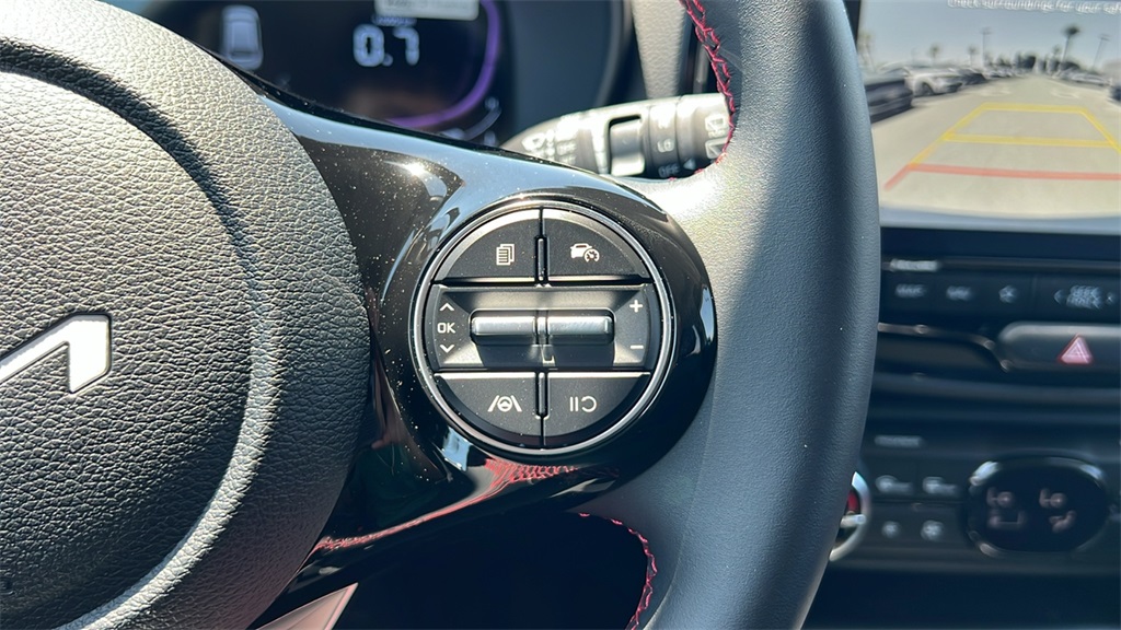 2025 Kia Soul GT-Line photo 13