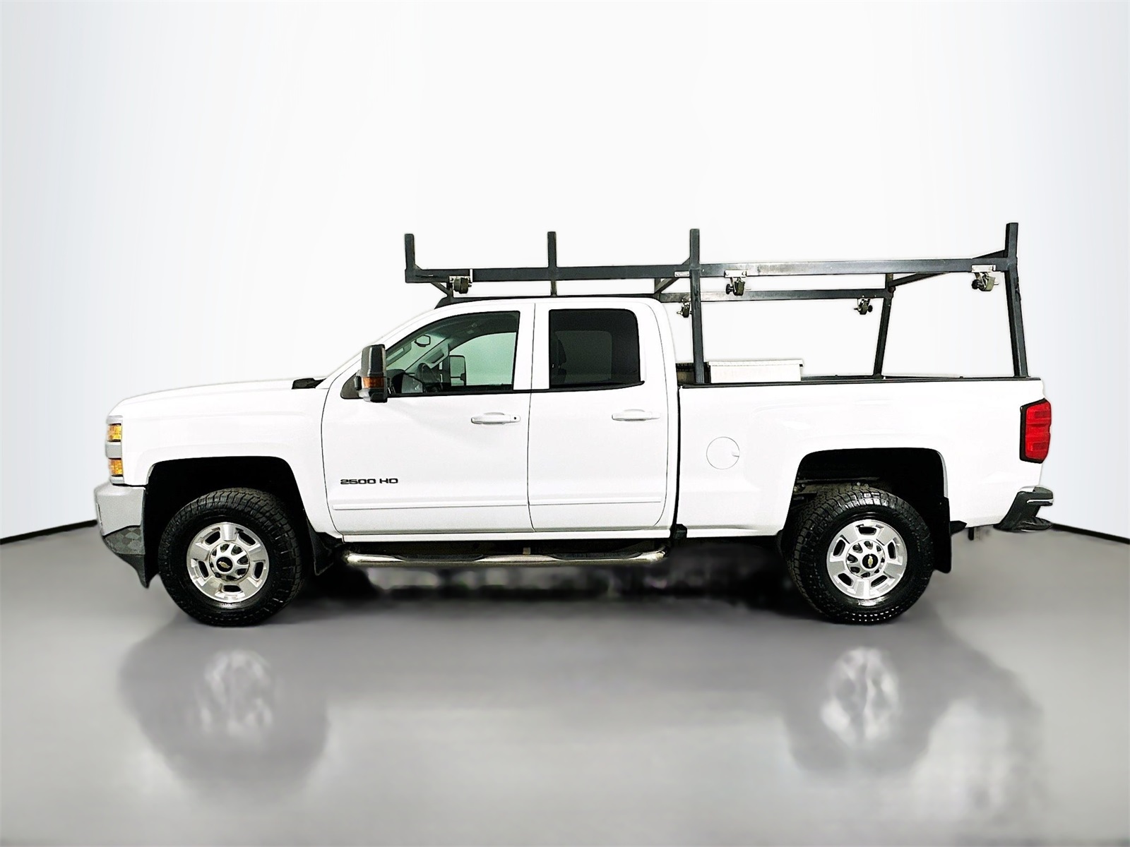 2018 Chevrolet Silverado 2500HD LT photo 4