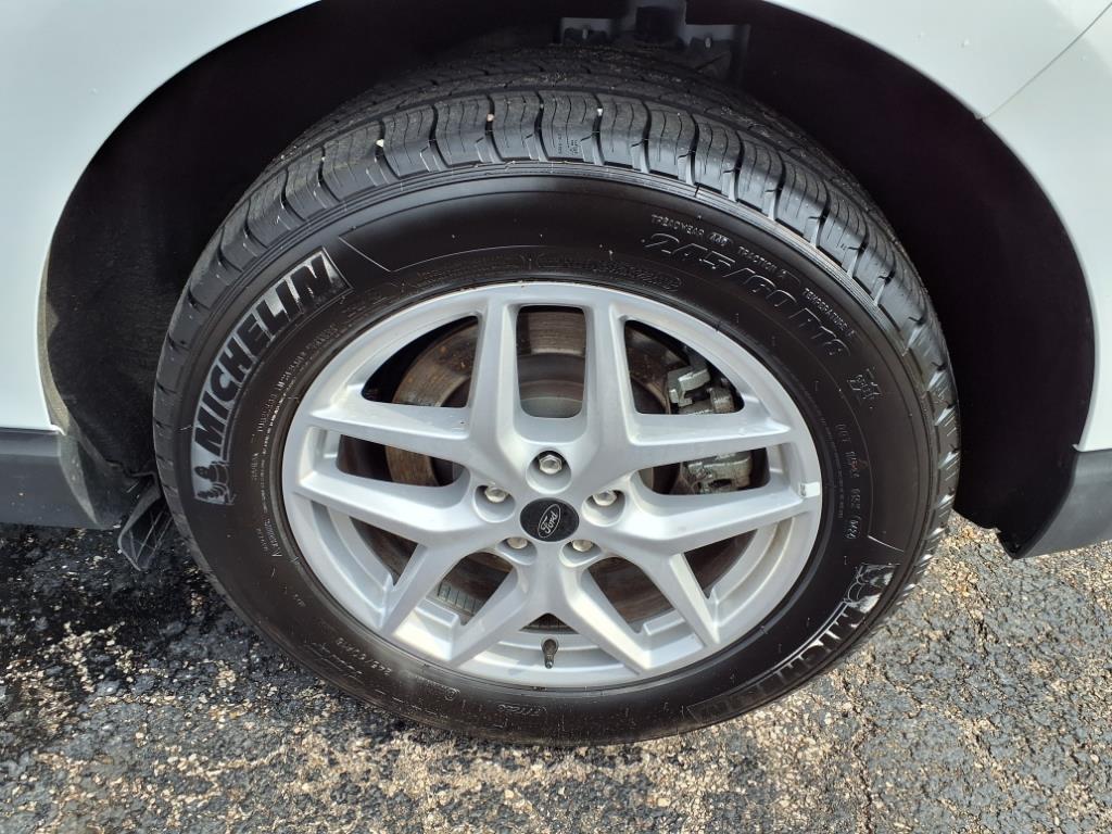 2024 Ford Edge SEL photo 11
