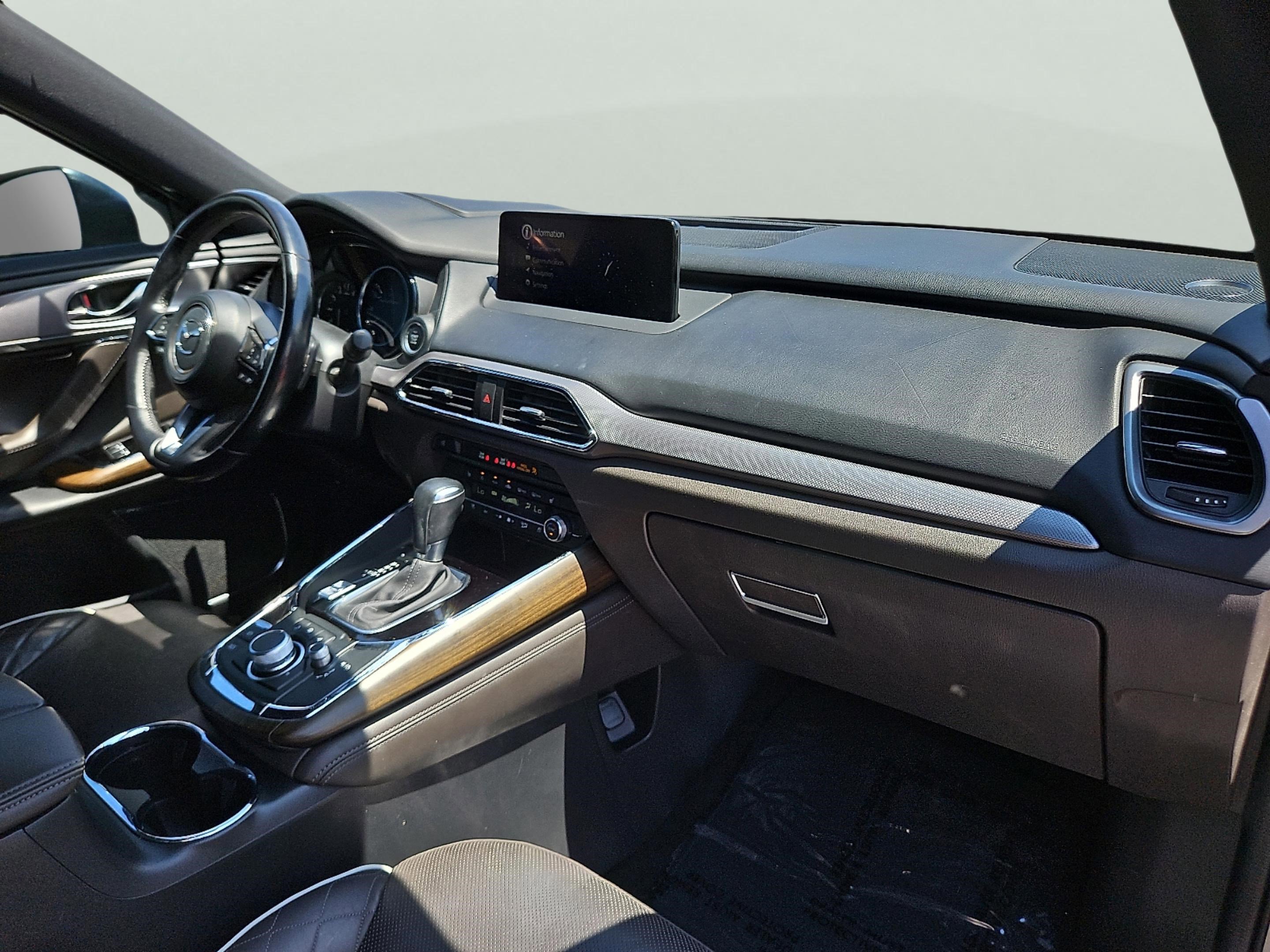 2021 Mazda CX-9 Signature photo 12