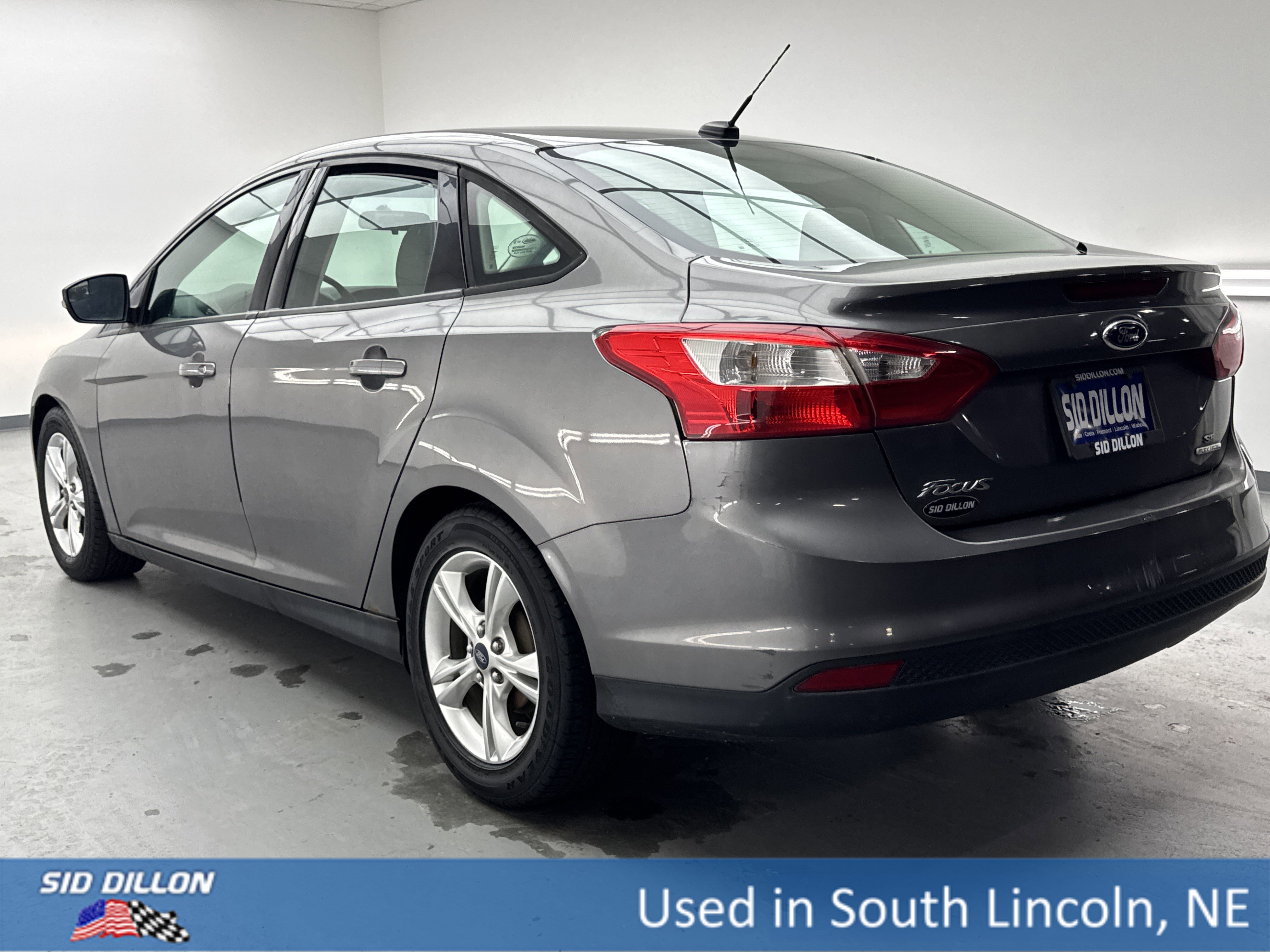 2014 Ford Focus SE photo 3