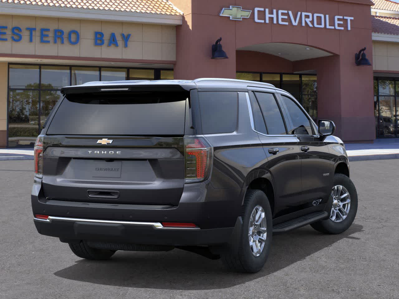 2025 Chevrolet Tahoe LS photo 4