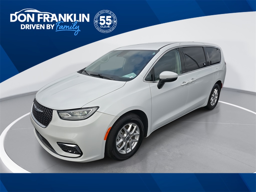 2023 Chrysler Pacifica Touring L