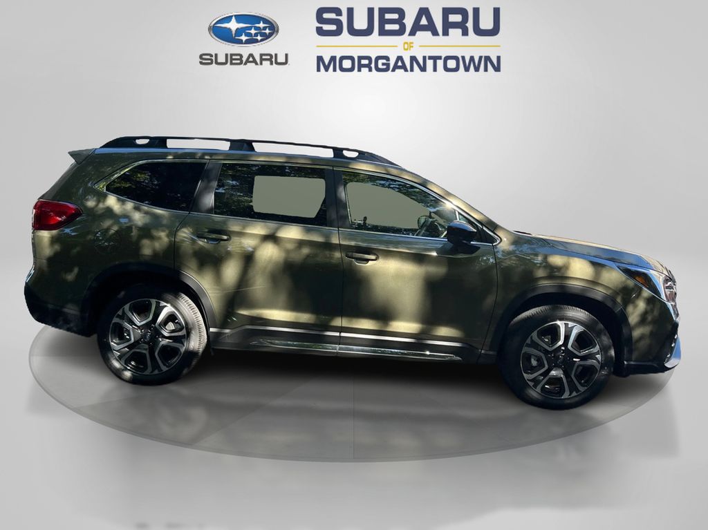 2025 Subaru Ascent Limited photo 4